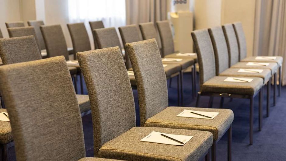 Cosmos Yekaterinburg Hotel Meeting