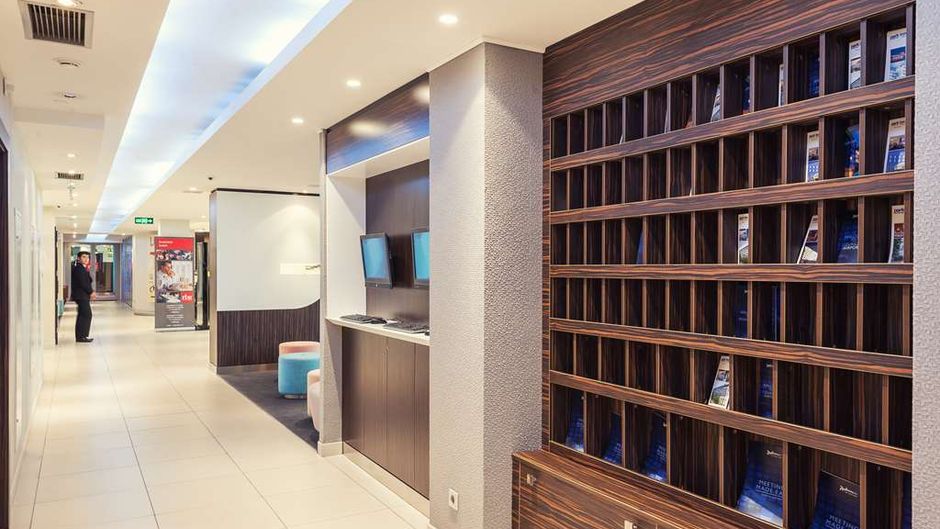 Park Inn By Radisson Astana Lobby