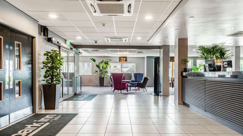 Park Inn Peterborough Lobby