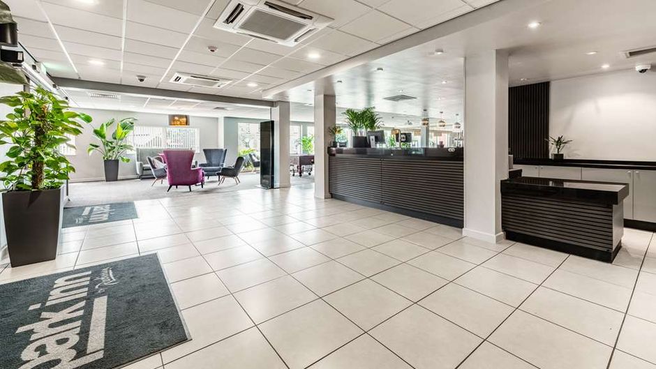 Park Inn Peterborough Lobby