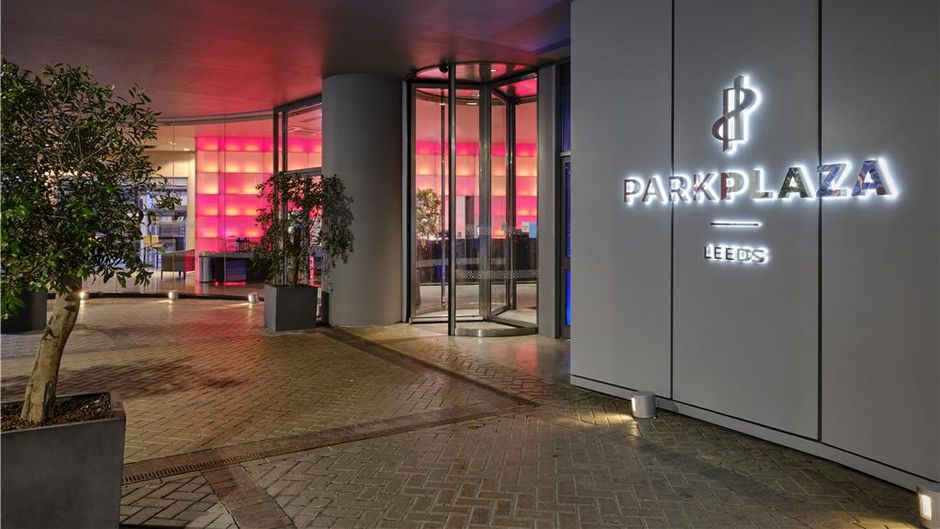 Park Plaza Leeds Exterior