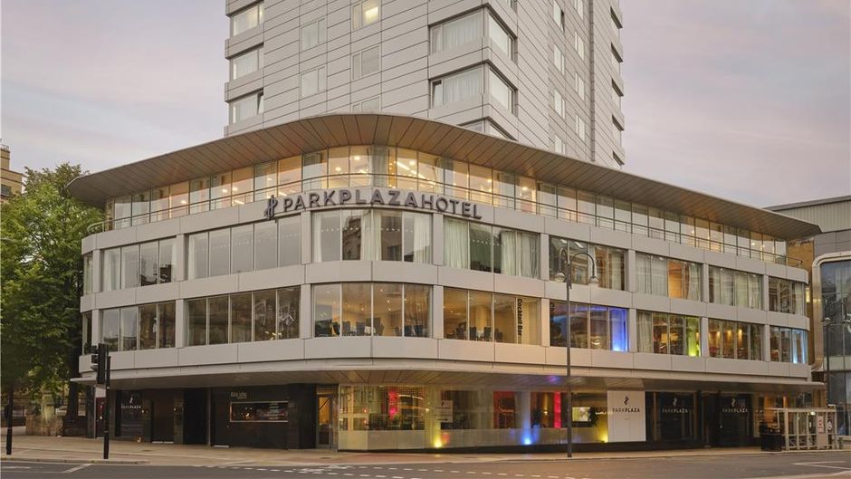 Park Plaza Leeds Exterior