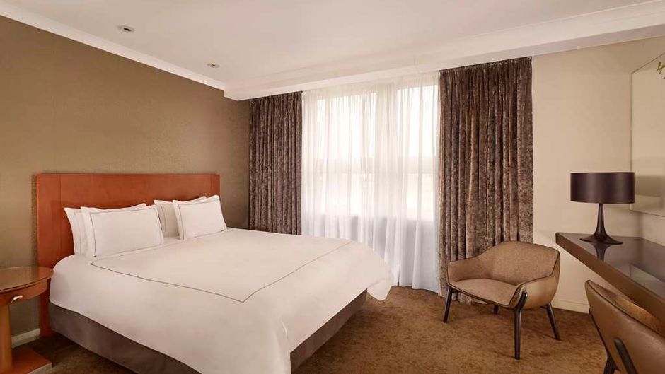 Park Plaza Nottingham Room