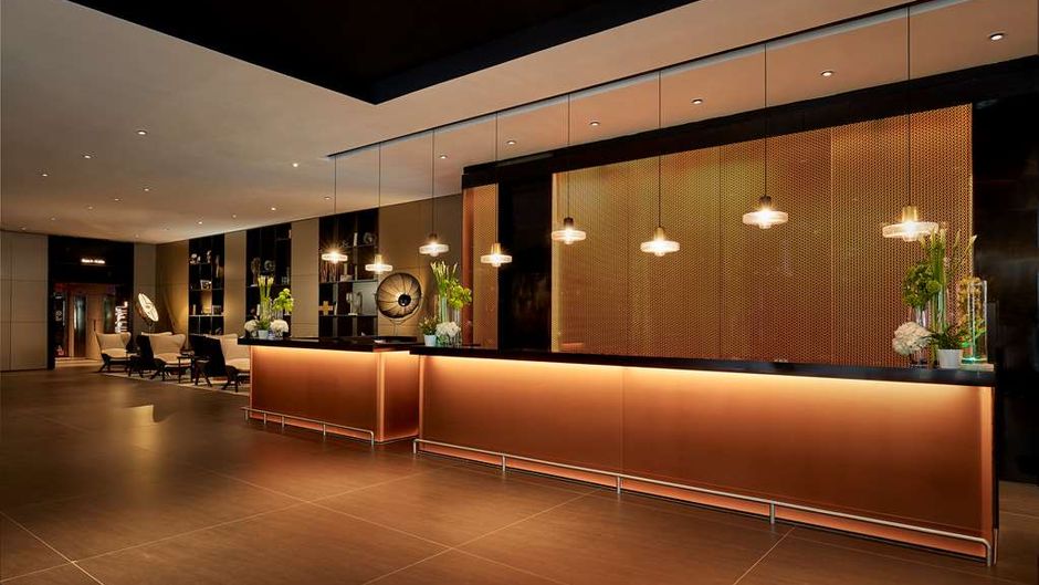 Park Plaza London Riverbank Lobby