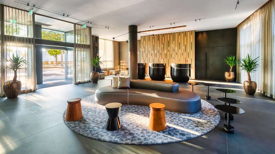 Park Plaza Budapest Lobby