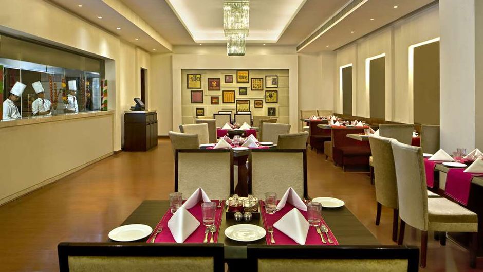 Park Plaza Zirakpur Restaurant