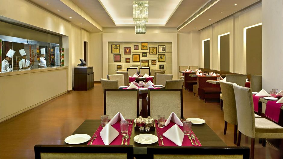 Park Plaza Zirakpur Restaurant