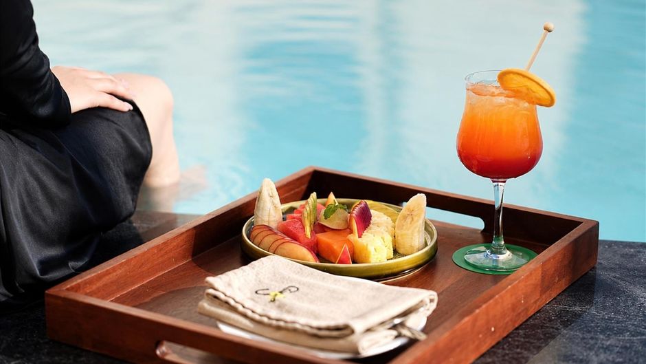 Park Plaza Zirakpur Pool