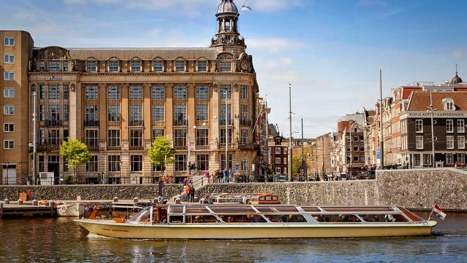 art'otel Amsterdam Exterior