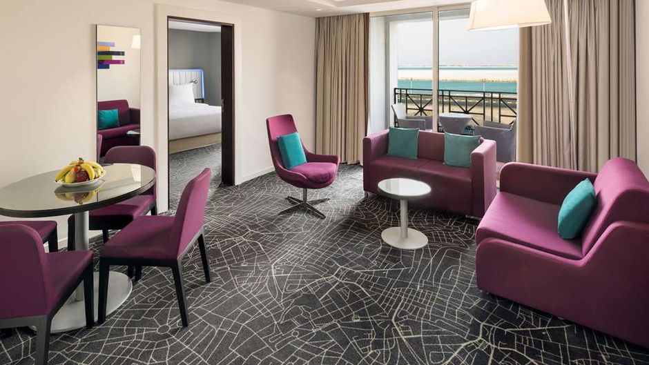 Park Inn by Radisson Dammam Suite
