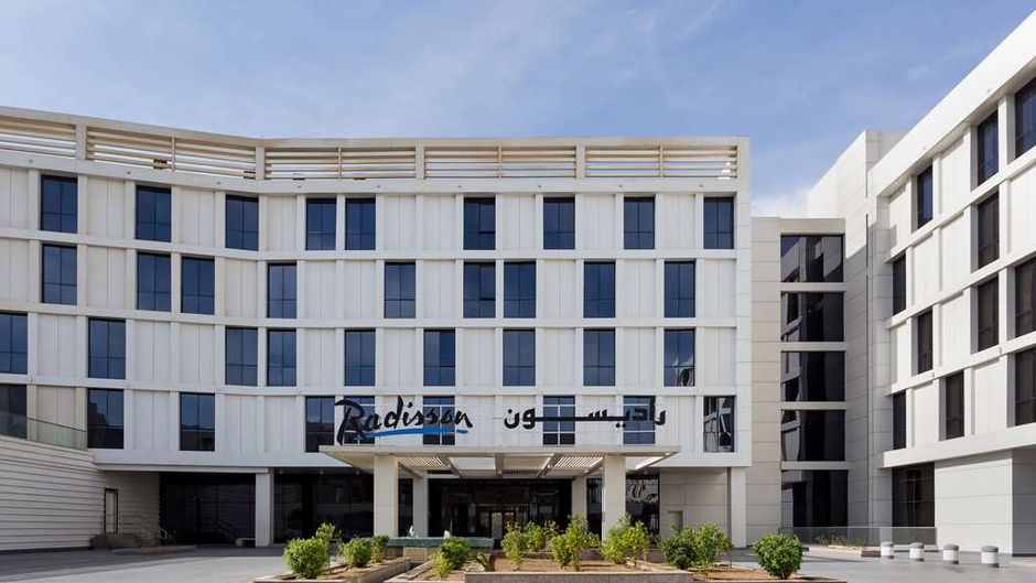 Radisson Hotel & Apartments Dammam Ind Exterior