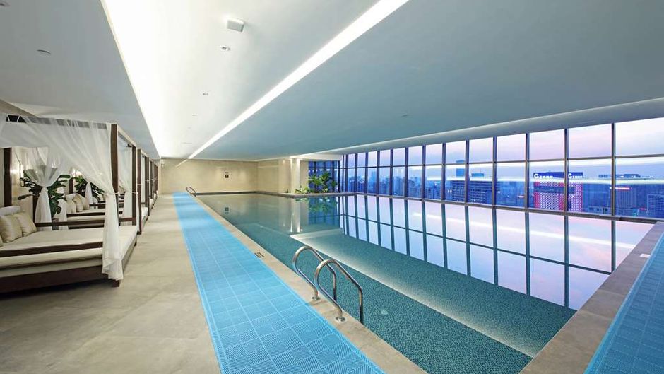 Howard Johnson CAEXPO Plaza Nanning Pool