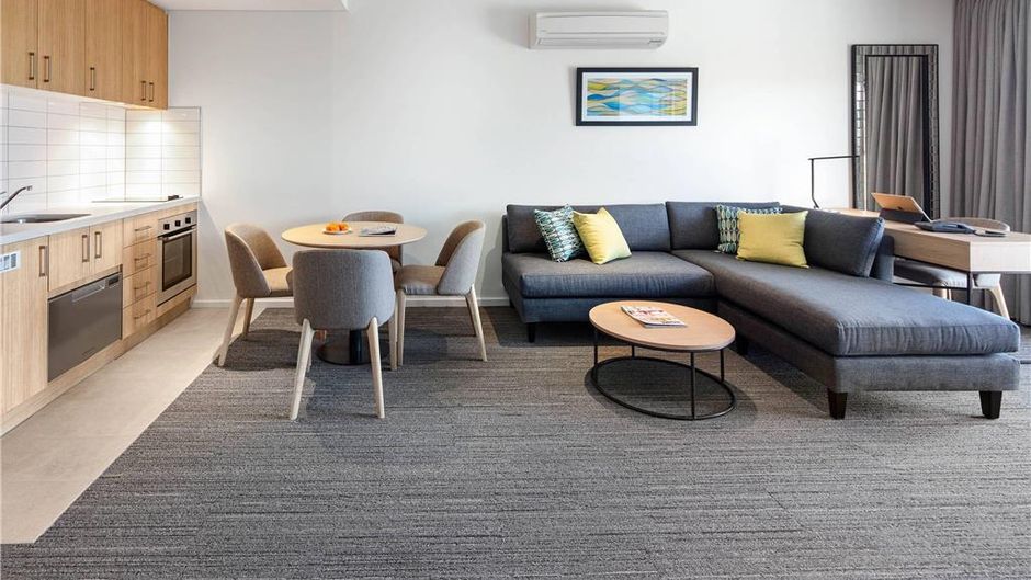 Quality Hotel Lakeside Suite