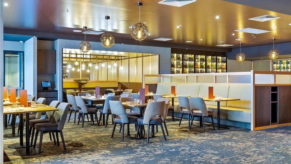Quality Hotel Lakeside Restaurant