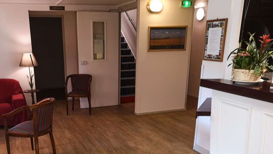 Comfort Hotel Pithiviers Lobby