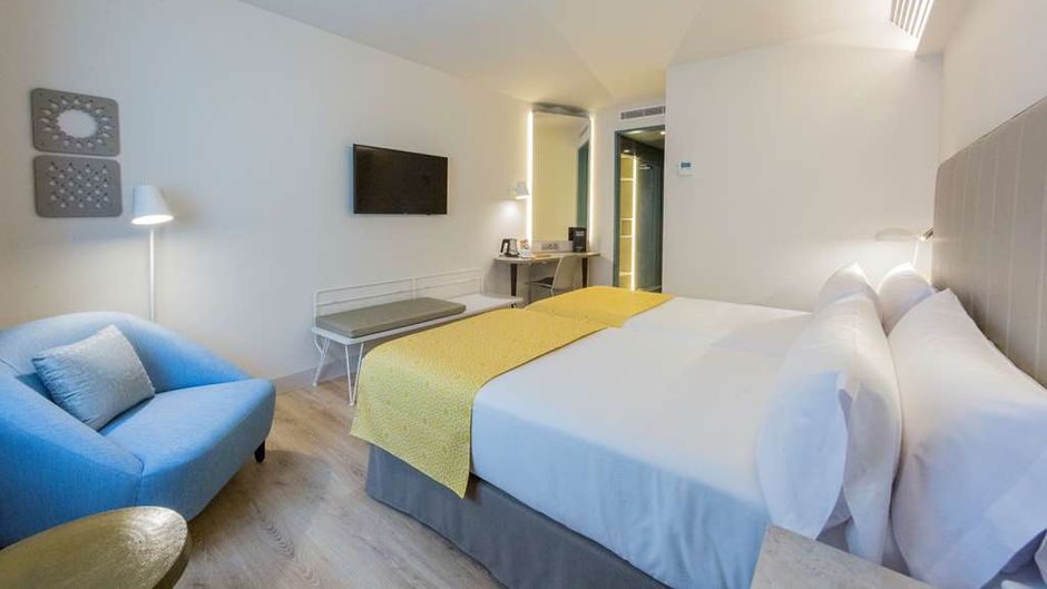 Hotel Catalonia Granada Room