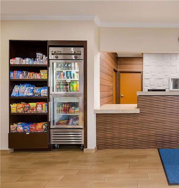 AmericInn by Wyndham Minot