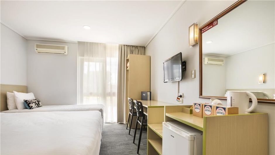 Nightcap at Coolaroo Hotel Room