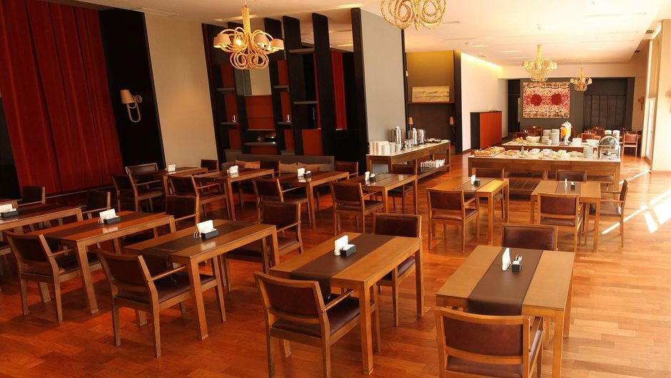 Esplendor by Wyndham Mendoza Restaurant