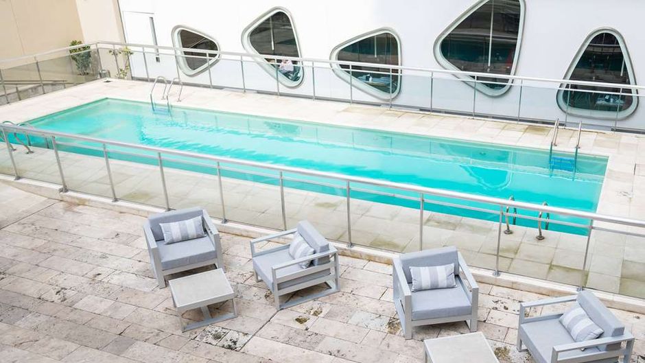 Dazzler Recoleta Pool