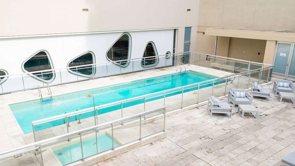 Dazzler Recoleta Pool