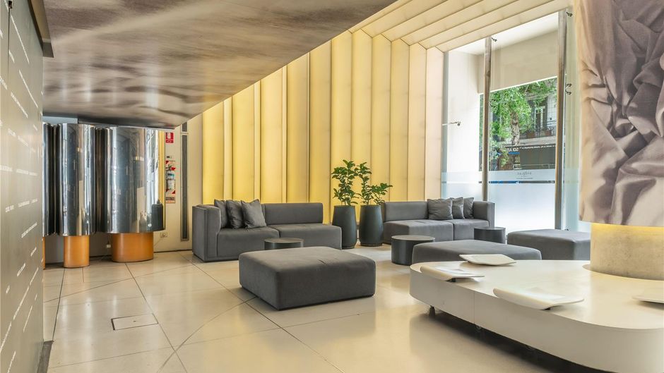Dazzler Recoleta Lobby