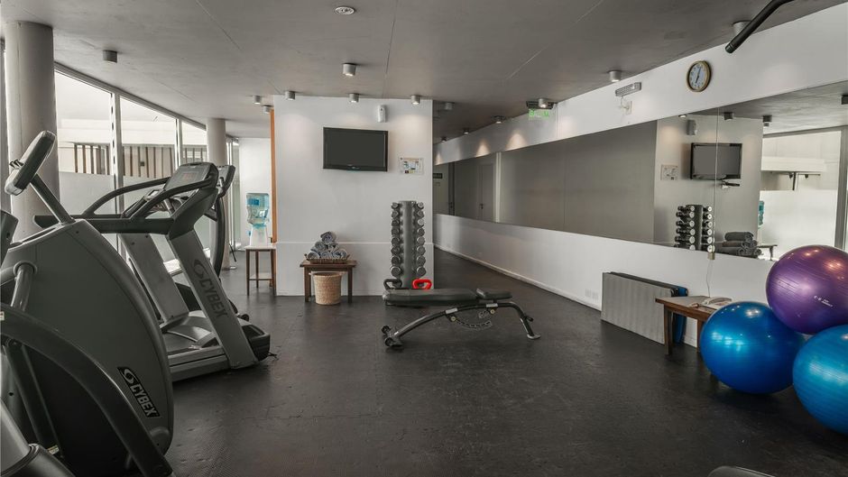 Dazzler Recoleta Health