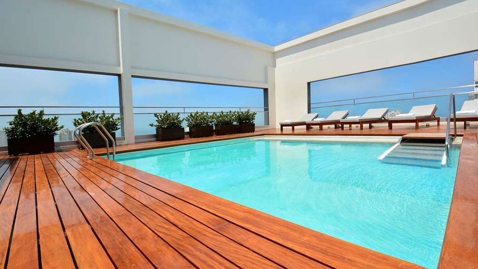 Dazzler Lima Hotel Pool