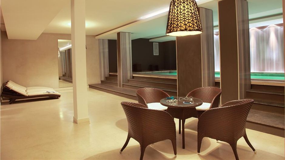 Esplendor Hotel Cervantes Pool
