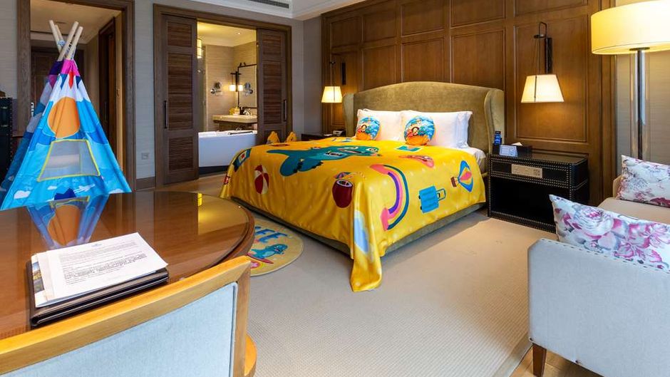Hilton Wenan Room