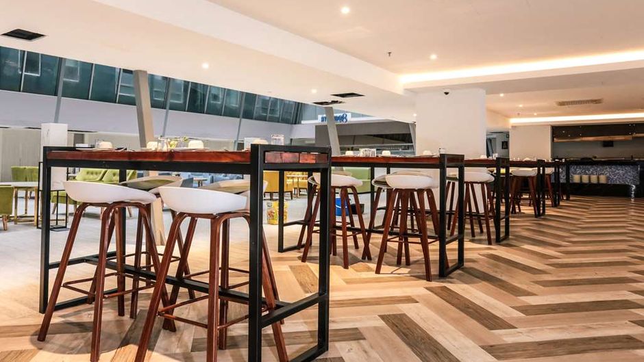Days Hotel & Suites Fraser Business Park Restaurant