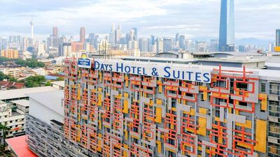 Days Hotel & Suites Fraser Business Park