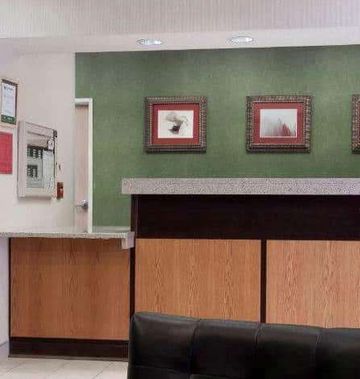 Baymont by Wyndham Coon Rapids