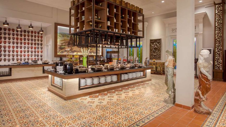 Ramada Suites by Wyndham Solo Restaurant