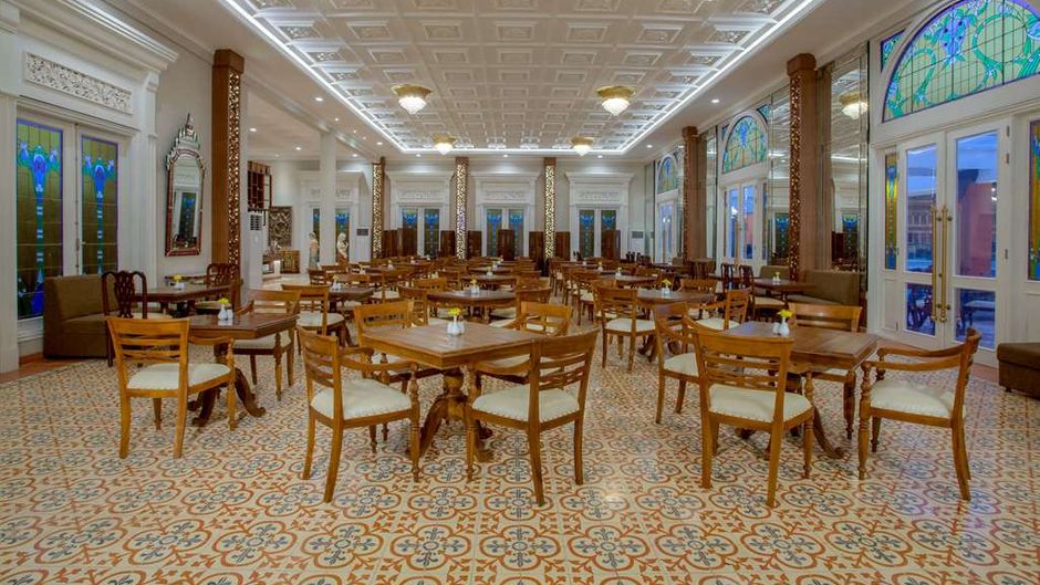 Ramada Suites by Wyndham Solo Restaurant