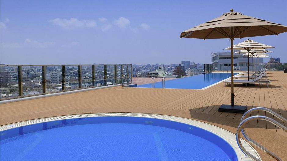Novotel Okinawa Naha Pool