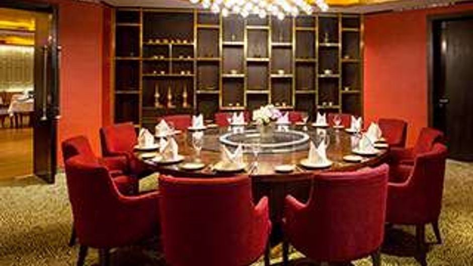 Ezdan Palace Hotel Restaurant