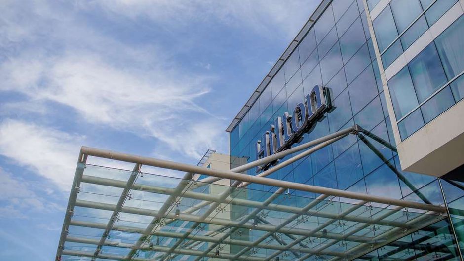 Hilton Pilar Exterior