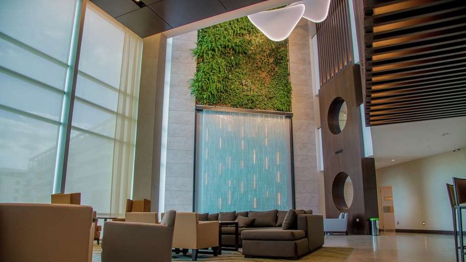 Hilton Pilar Lobby