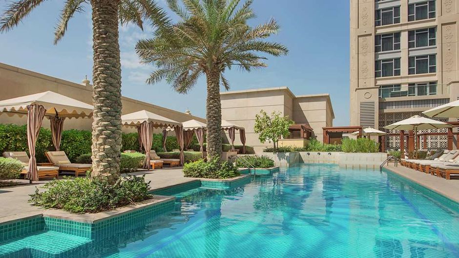 Hilton Dubai Al Habtoor City Pool