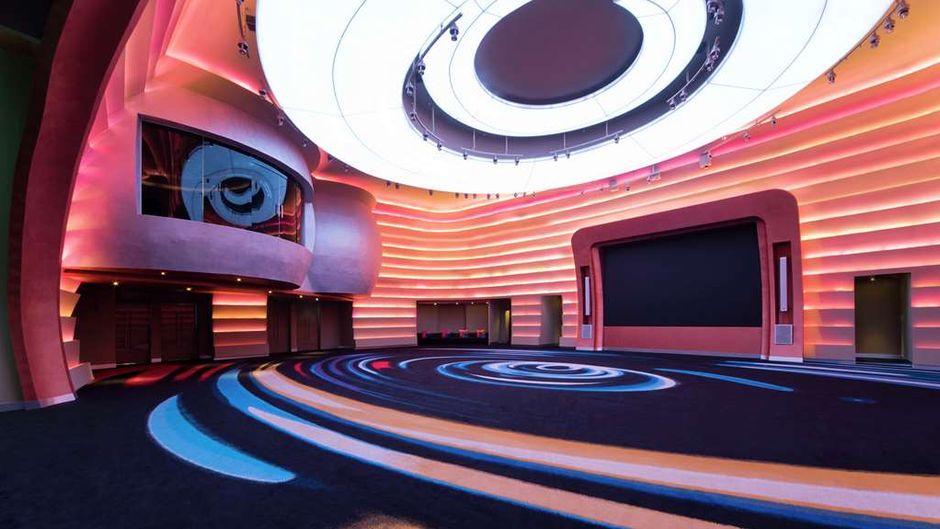V Hotel, Curio Collection by Hilton Meeting