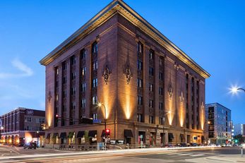 Canopy by Hilton Mill District