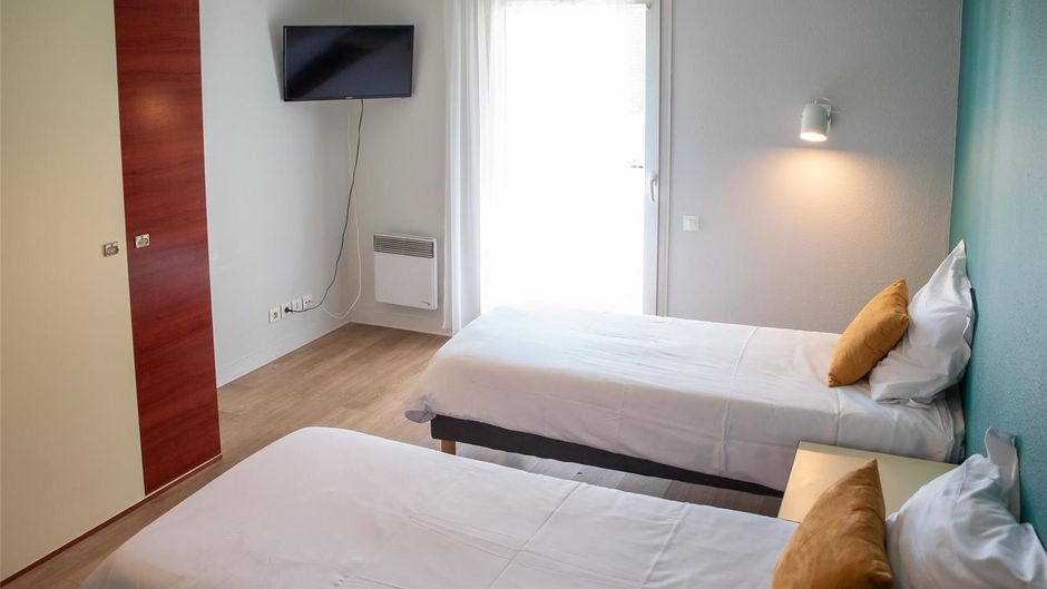 Terres de France - Appart Hotel Brest Room