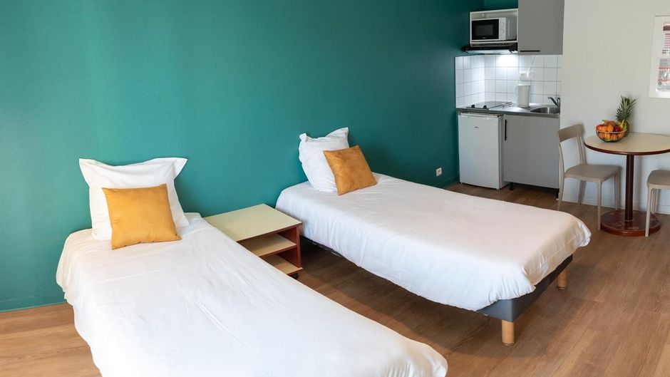 Terres de France - Appart Hotel Brest Room