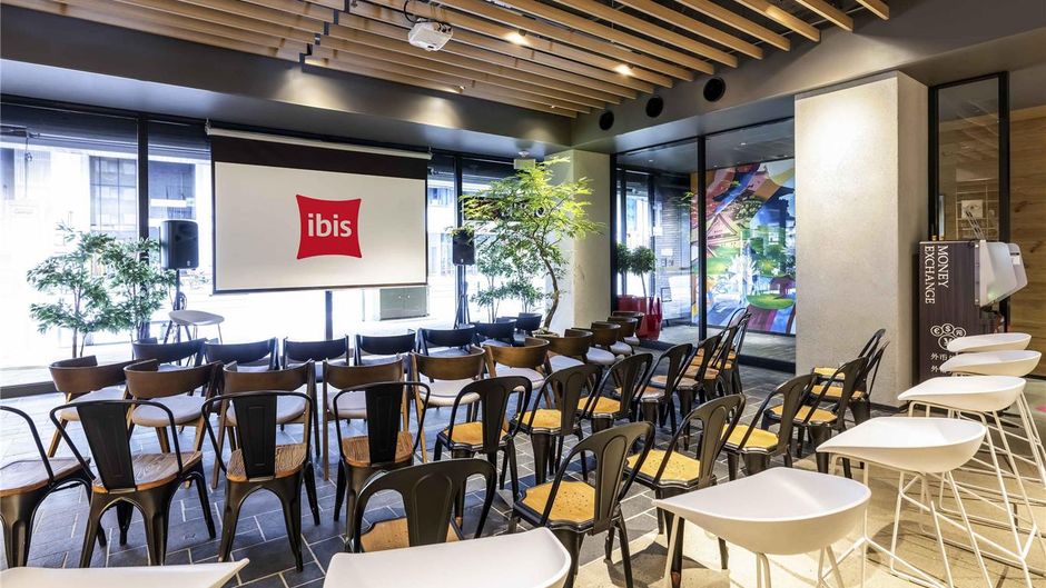 Ibis Osaka Umeda Meeting