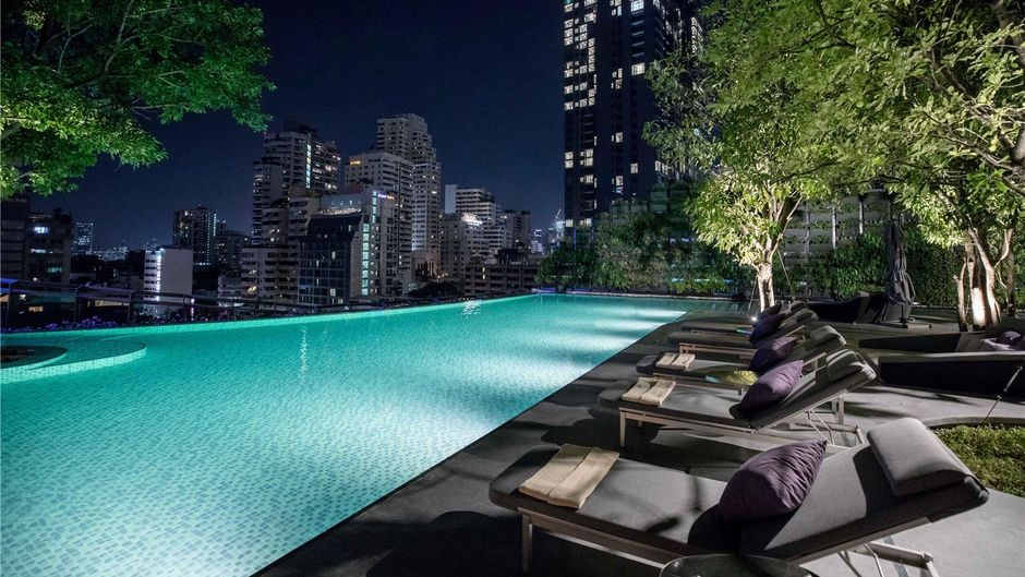 Hyatt Regency Bangkok Sukhumvit Pool