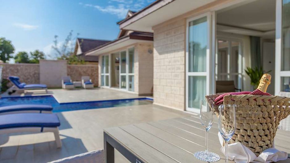 Leopard Beach Resort and Spa Suite