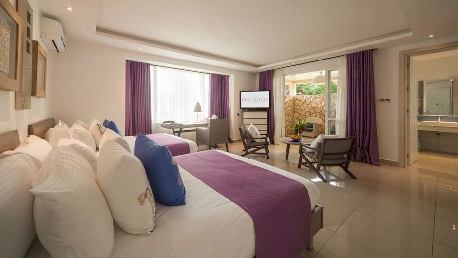Leopard Beach Resort and Spa Room