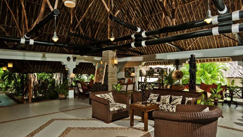 Leopard Beach Resort and Spa Lobby