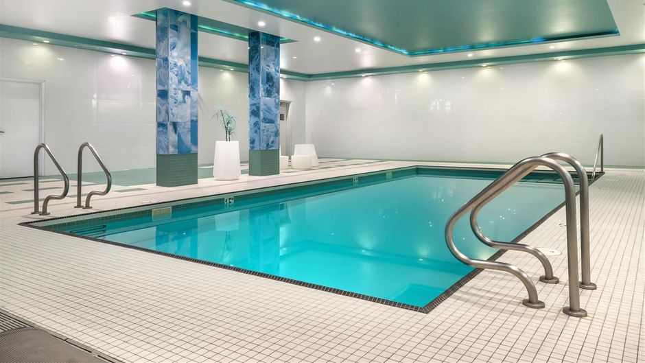 Executive Residency by BW City View N Pool